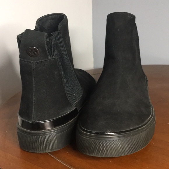 Wishbone Suede Booties - Picture 1 of 4